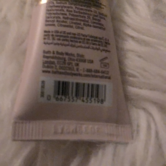 BATH & BODY WORKS In the Stars Travel Size Shea Butter Hand Cream - Picture 4 of 4